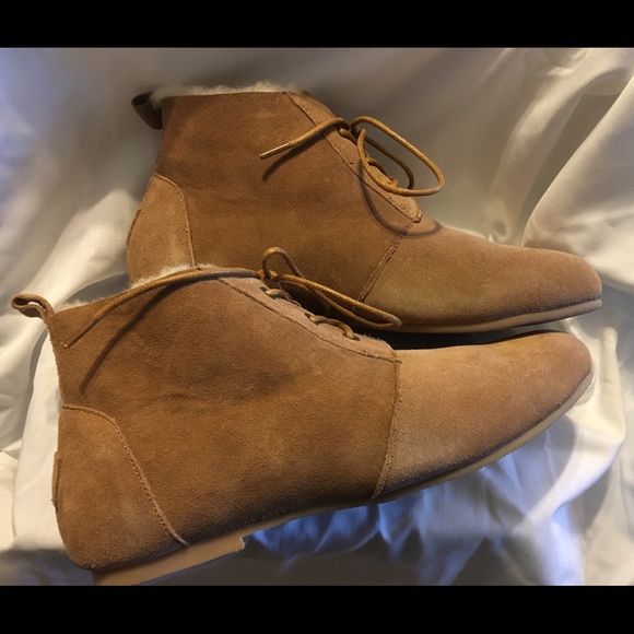 Snow boots Ugg Brown size 7 UK in Suede - 42357311 Ugg Boots -Women’s  Size 7